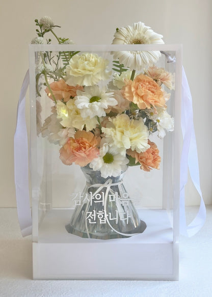 Carnation Love Vase (Peach Yellow)