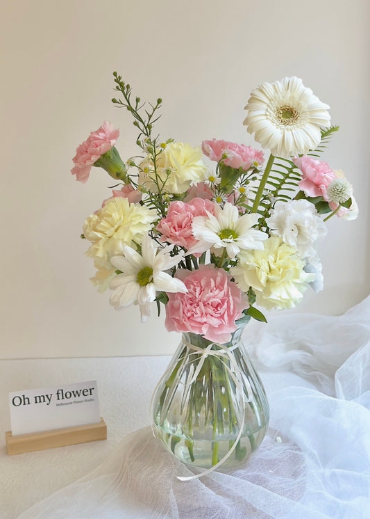 Carnation Love Vase (Pink Yellow)