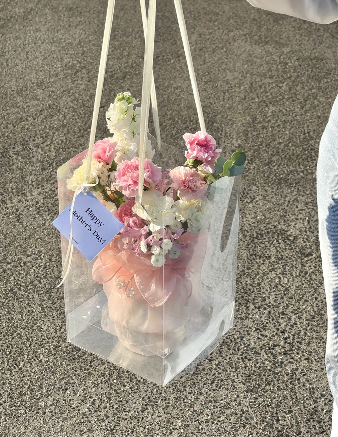 [Sold Out] Pink White Vase Arrangement with wrapping cloth